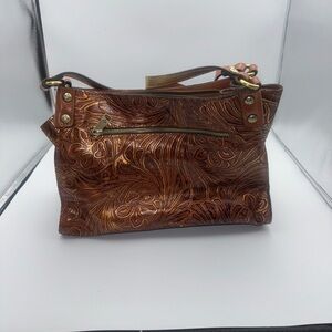 Patricia‎ Nash Tooled Leather
Tan/Gold Tobacco Fields Purse & Matching Wallet.